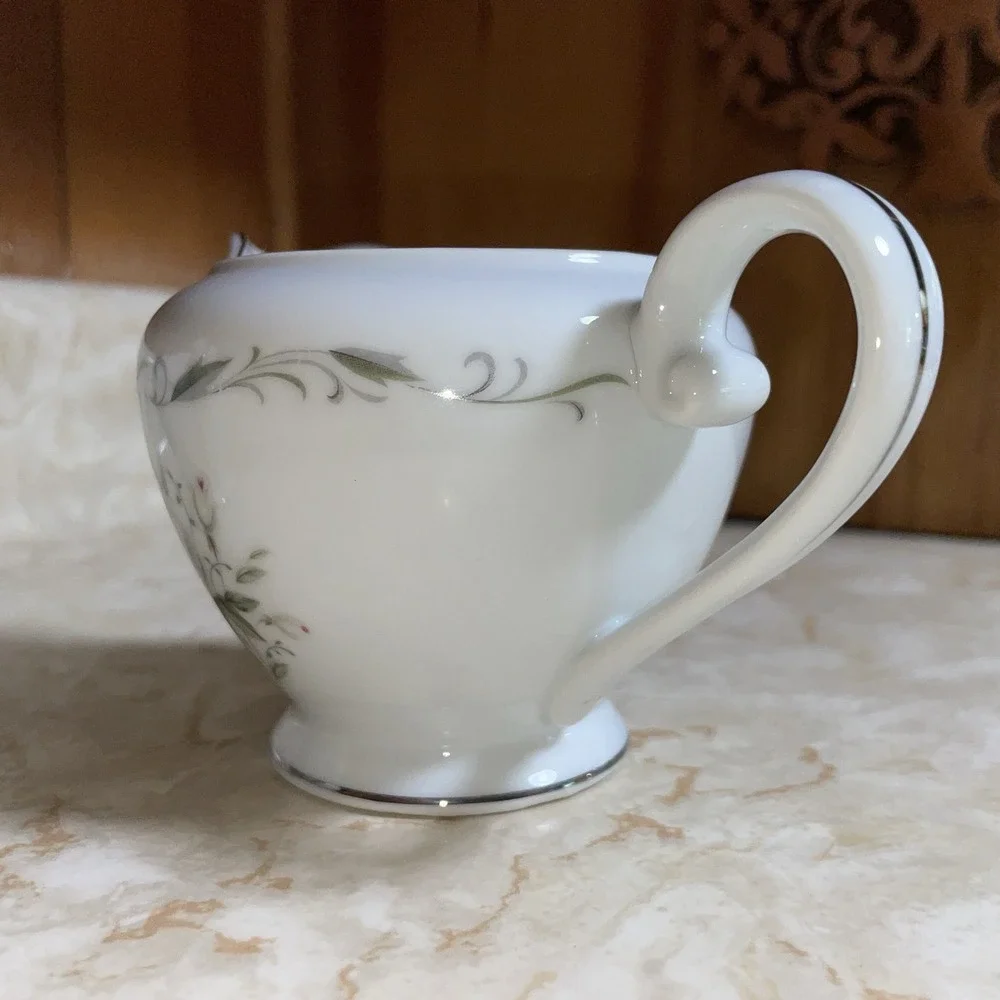 Vintage Romance Diamond China Sugar‎ Bowl With Lid And Creamer- Made In Japan